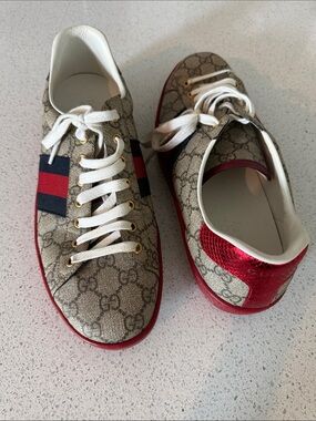 AUTHENTIC Gucci Beige GG Canvas Sneakers with Red and Navy Web